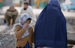 ONU condena decreto talibán que legaliza el matrimonio infantil en Afganistán