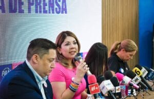 Entre la ironía y el cuestionamiento: Daniela Álvarez utiliza el embarazo de Andrea Chávez para atacar a Morena