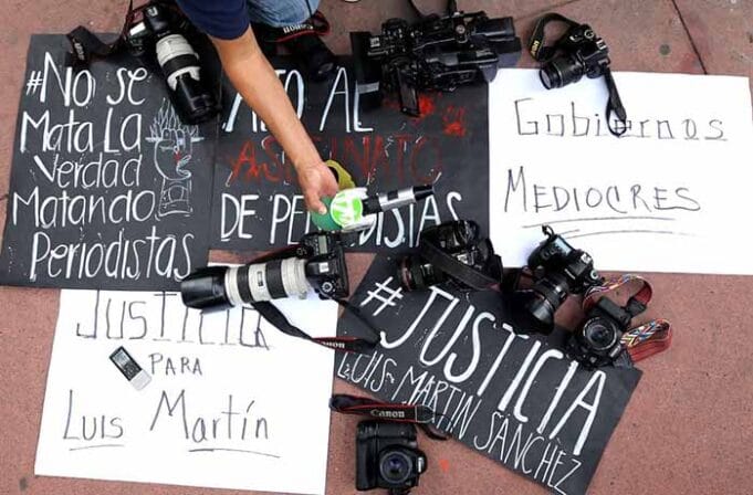 PERIODISTAS
