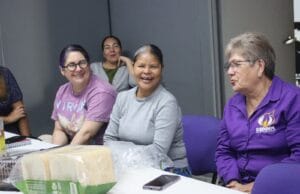 «El Estado la juzgó sin entenderla»: Tras 30 años de violencia y dos de cárcel injusta, Manuela recupera la libertad